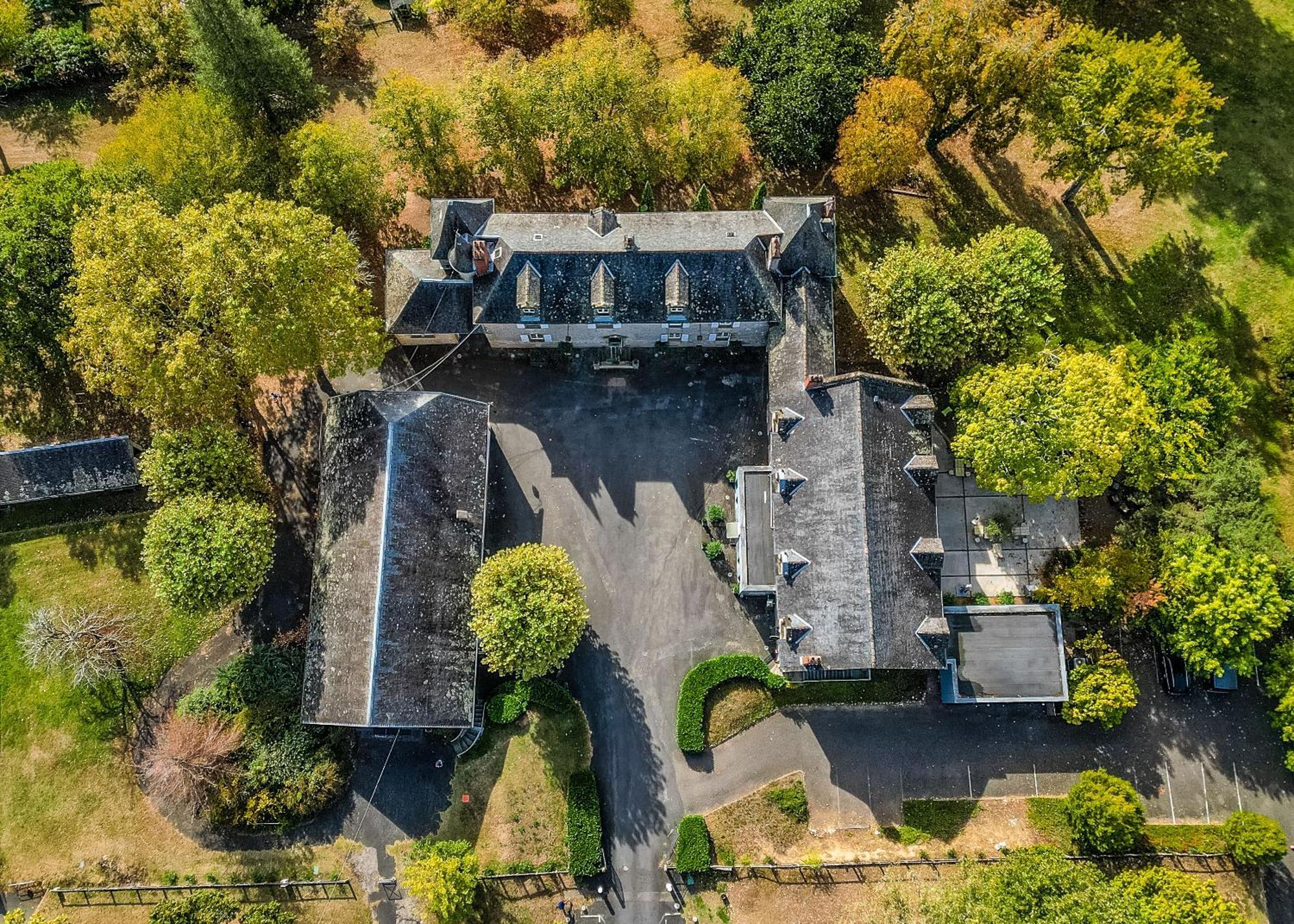 Hotel Chateau De Lacan Brive-la-Gaillarde Exterior foto