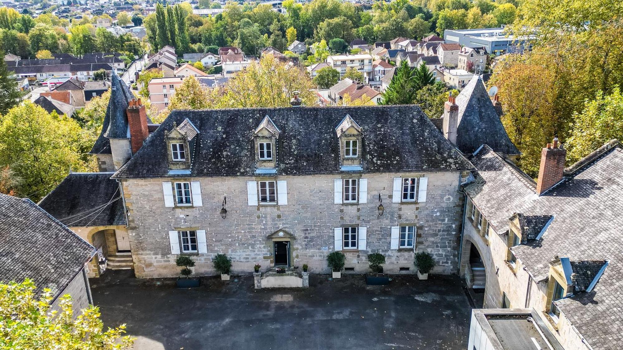 Hotel Chateau De Lacan Brive-la-Gaillarde Exterior foto